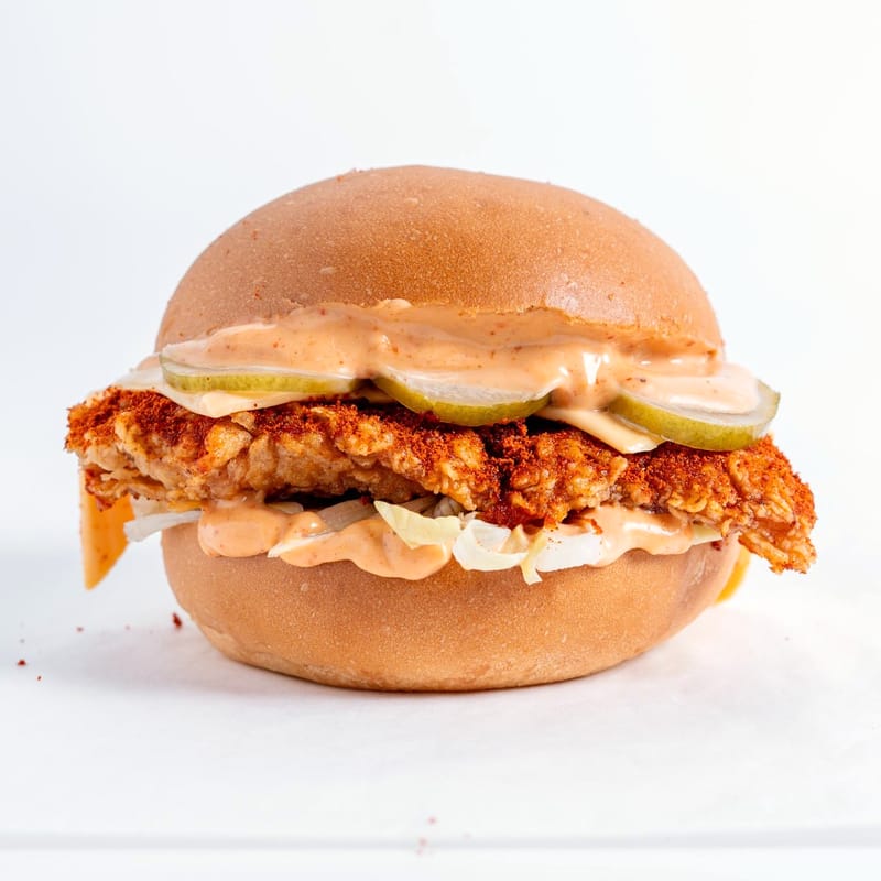 Crispy chicken burger